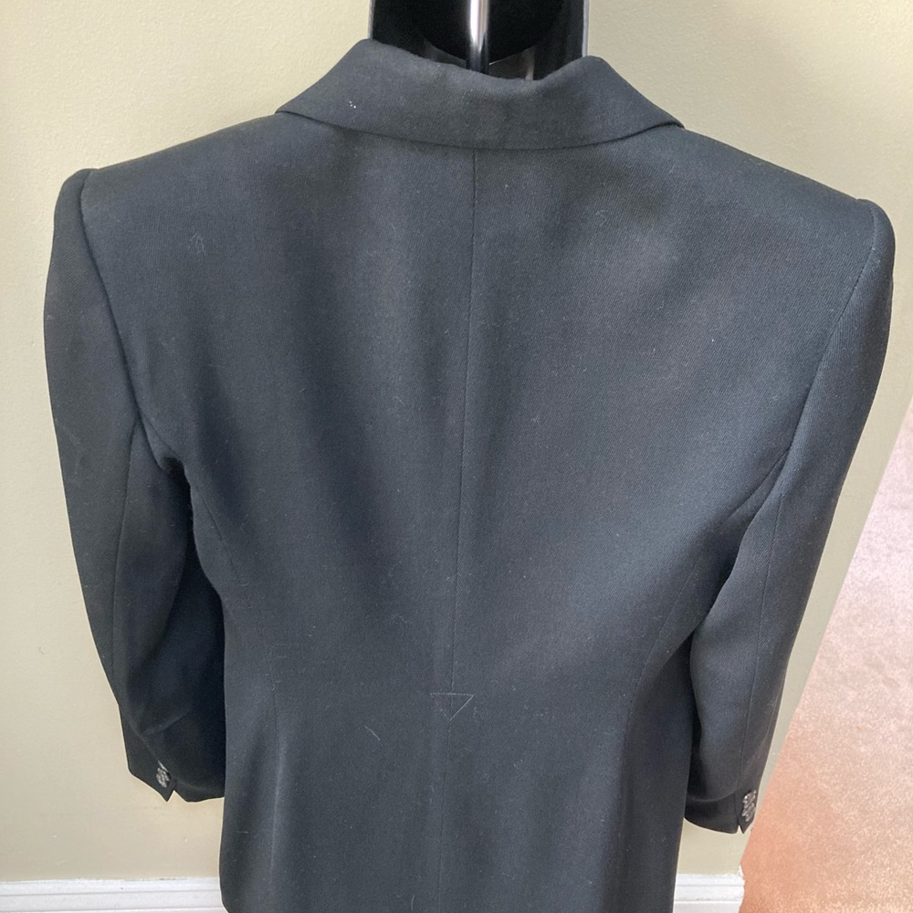Blazer - Picture 2 of 4